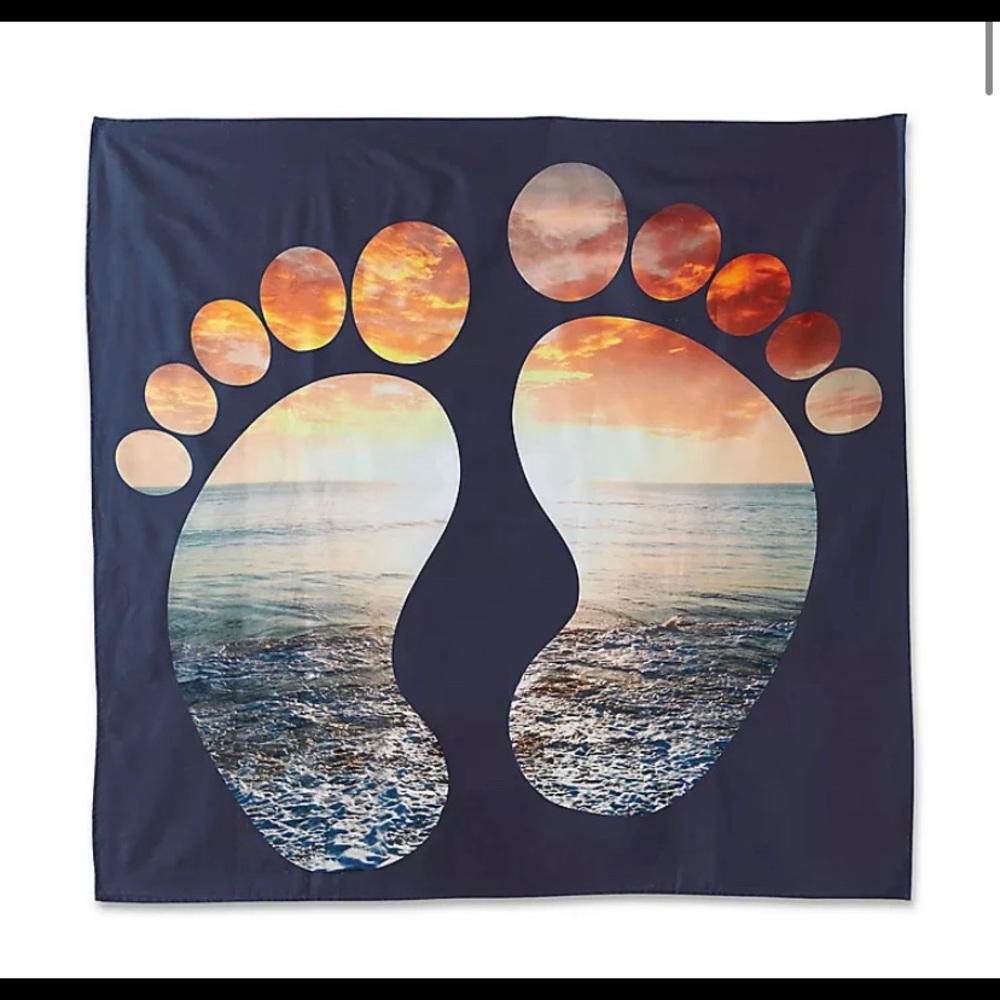 2/$25 Hang Ten Woodgrain Sunset Feet Tapestry